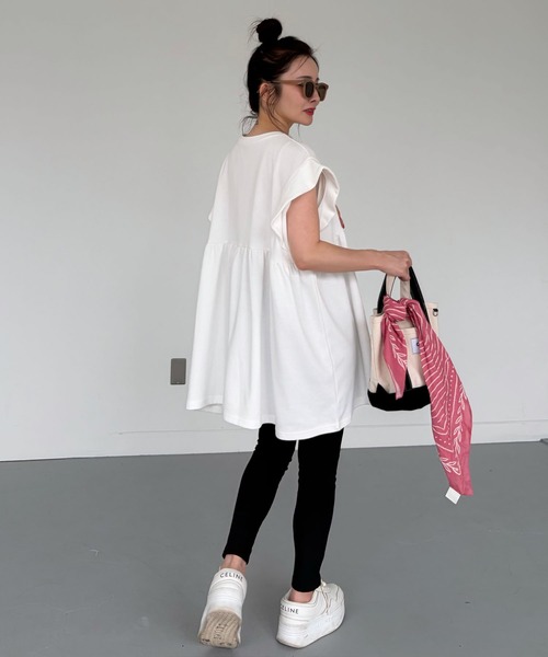 CHERI since1985(シェリ)の「フレンチスリーブマーメイドデザインチュニック(チュニック・レディース・オフホワイト/ブラック・FREE)」の8枚目の写真