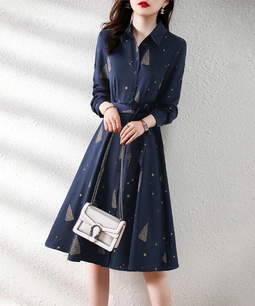 ONEP STAR（ワンピスター）の「ツリー総柄ウエストリボンシャツワンピース（ワンピース・レディース・ネイビー・MEDIUM/X-LARGE/LARGE）」の3枚目の写真