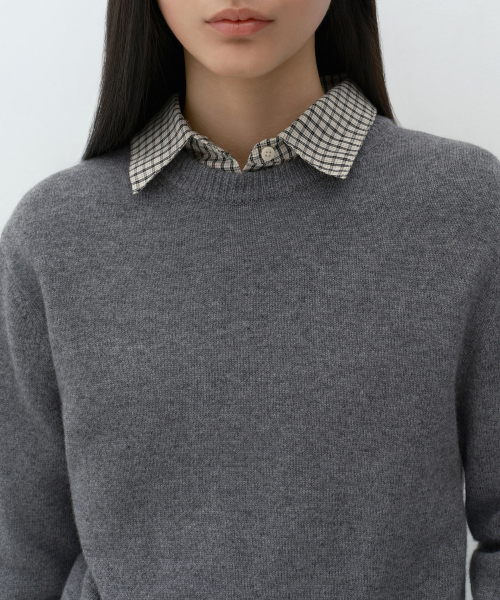 MUSINSA STANDARD WOMAN（ムシンサスタンダードウーマン）の「[ビクトリアウール] レディース クルーネックニット [ヘザーグレー]（ニット/セーター・レディース・その他・SMALL/MEDIUM/LARGE/X-SMALL）」の4枚目の写真