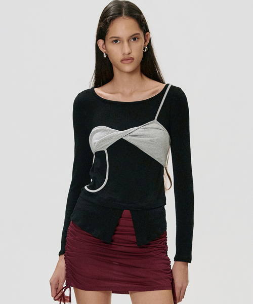 KIMZISU(キムジス)の「Twisted Bra Layer T-shirt_BLACK(Tシャツ/カットソー・レディース・ブラック・SMALL/MEDIUM)」の5枚目の写真