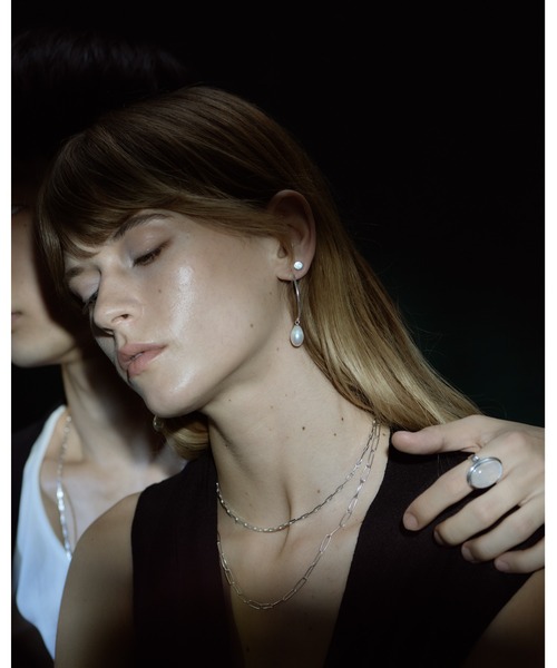 quip queint(クイップクエイント)の「【quip queint】palette pierce/パレット ピアス(ピアス(両耳用)・レディース・ホワイト/ブルー/シルバー×オニキス/グリーン・FREE)」の13枚目の写真