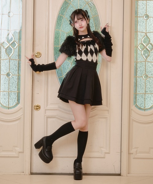 Pal elfy(パルエルフィー)の「アームウォーマー付き袖ファーニット(カーディガン/ボレロ・レディース・ピンク/ブラック/ブラウン系その他・フリー)」の8枚目の写真
