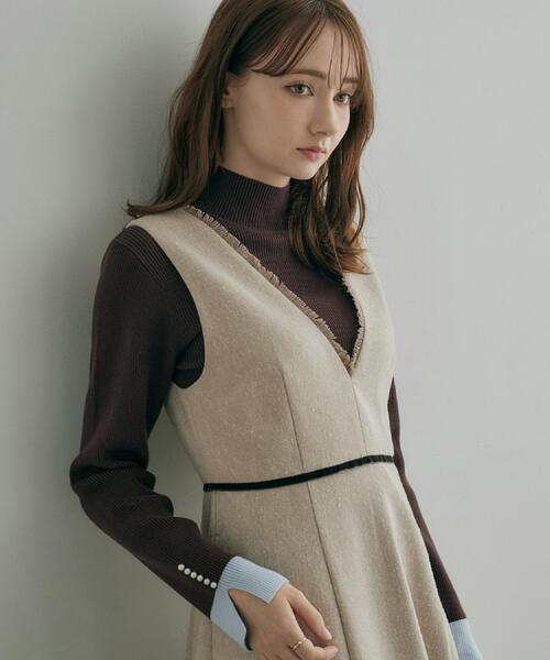 couture brooch(クチュールブローチ)の「【配色デザインがこなれ見え】袖口スリット パール調リブニット【吸湿発熱・静電気防止・抗菌防臭・洗濯機可】(ニット/セーター・レディース・ネイビー/ブラウン系その他/ブラック・38/42/40/36)」の19枚目の写真