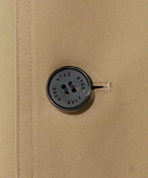UNITED ARROWS(ユナイテッドアローズ)の「<HYKE(ハイク)> オーバー トレンチ コート ■■■(トレンチコート・レディース・ベージュ・2/1)」の5枚目の写真