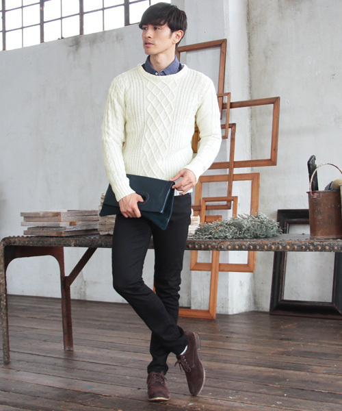 THE CASUAL（カジュアル）の「【ケーブル / フィッシャーマン】ウールミックスクルーネックニット（ニット/セーター・メンズ・オフホワイト/ブラック系その他/ワイン/ネイビー/ホワイト×ネイビー/チャコール/杢グレー/ホワイト/ブラック/チャコールグレー×ブラック・XL/L/S/M）」の16枚目の写真