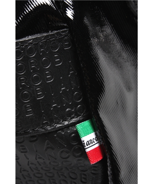 MEN'S BIGI（メンズビギ）の「【Orobianco】オロビアンコ別注 　ショルダーバッグ（ショルダーバッグ・メンズ・ブラック/ブラック×グレー/カーキ/ネイビー・FREE）」の9枚目の写真