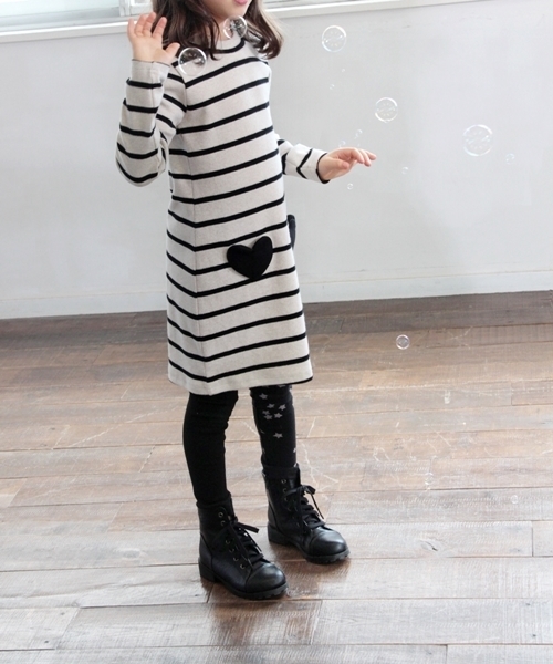 Rora(ローラ)の「アール 星柄 アシンメトリー レギンス(レギンス/スパッツ・キッズ・ブラック・100cm/110cm/120cm/130cm/90cm/140cm/150cm)」の9枚目の写真