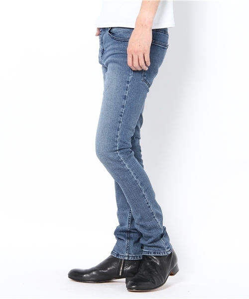 WHO'S WHO gallery（フーズフーギャラリー）の「【CHEAP MONDAY】TIGHTINDUSTBLUE（デニムパンツ・メンズ・ダークブルー・28inch/29inch/30inch）」の2枚目の写真