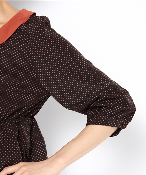 mystic(ミスティック)の「配色ドットブラウス(シャツ/ブラウス・レディース・ブラック/マスタード/レンガ・フリ-)」の5枚目の写真