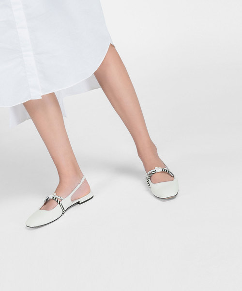CHARLES & KEITH(チャールズ & キース)の「ロープディテールスリングバックフラット / ROPE DETAIL SLINGBACK FLATS(パンプス・レディース・ホワイト/レッド・23cm/24.5cm/23.5cm/25cm)」の9枚目の写真