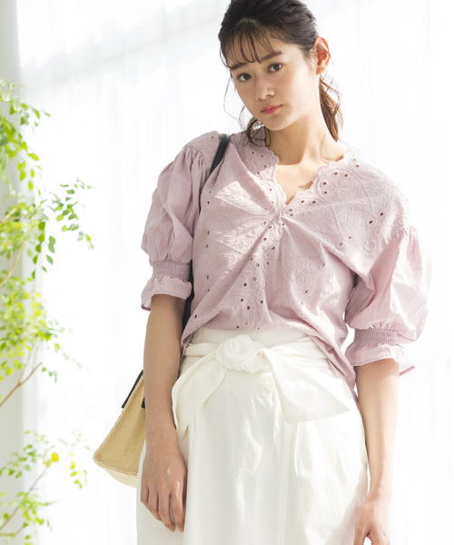 WEGO（ウィゴー）の「WEGO/スカラップコットンレースブラウス（シャツ/ブラウス・レディース・ライトピンク/ブラック/ホワイト/イエロー・FREE）」の4枚目の写真