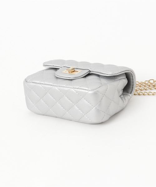 florist（フローリスト）の「合皮キルトショルダーバッグ（ショルダーバッグ・レディース・ブラック/ベージュ/ピンク/シルバー/ブルー/ホワイト・FREE）」の8枚目の写真