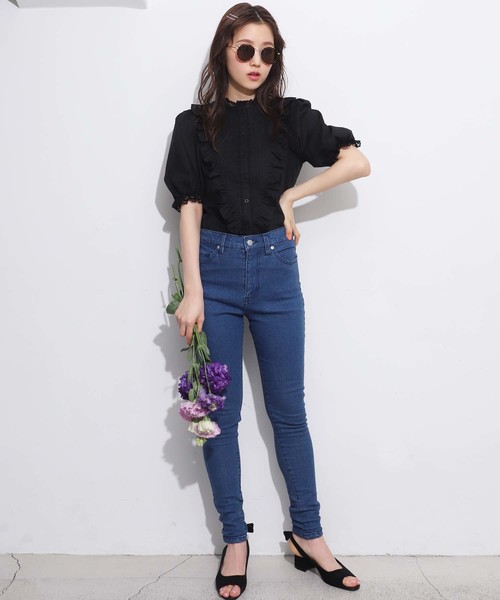 one after another NICE CLAUP（ワンアフターアナザーナイスクラップ）の「Ｖフリルタックブラウス（シャツ/ブラウス・レディース・ブラック/オフホワイト/ボルドー・FREE）」の13枚目の写真