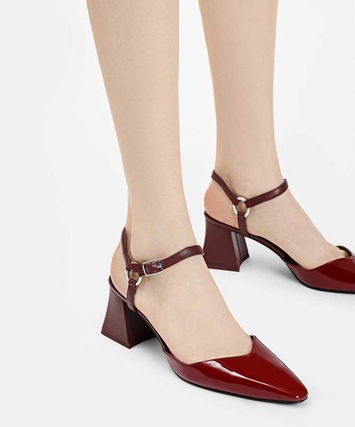 CHARLES & KEITH(チャールズ & キース)の「アンクルストラップフレアヒール / ANKLE STRAP FLARE HEELS(サンダル・レディース・ブラック/レッド/ピンク・22.5cm/23cm/23.5cm/24.5cm/25cm/25.5cm)」の16枚目の写真