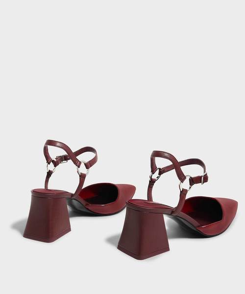 CHARLES & KEITH(チャールズ & キース)の「アンクルストラップフレアヒール / ANKLE STRAP FLARE HEELS(サンダル・レディース・ブラック/レッド/ピンク・22.5cm/23cm/23.5cm/24.5cm/25cm/25.5cm)」の18枚目の写真