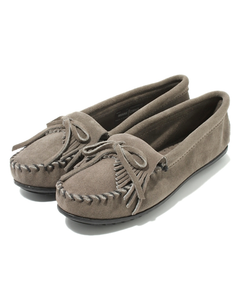 MELROSE claire（メルローズ クレール）の「ミネトンカキルティースエードモカシン（モカシン/デッキシューズ・レディース・グレー/ブラウン/ピンク・X-SMALL/SMALL/MEDIUM/LARGE）」の2枚目の写真