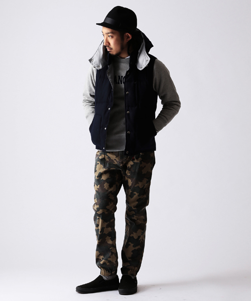 BEAMS(ビームス)の「GRAMICCI×BEAMS / 別注 ナローアンクルパンツ(その他パンツ・メンズ・ベージュ/ネイビー/その他1・SMALL/MEDIUM/LARGE)」の20枚目の写真