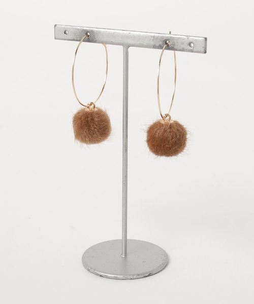tone(トーン)の「【HO’OKAHI】Furball×Hoop Pierce(ピアス(両耳用)・レディース・ネイビー/ブラウン/グリーン/アイボリー/ボルドー・FREE)」の1枚目の写真
