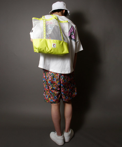 FILA HERITAGE(フィラヘリテージ)の「【FILA heritage】マグロゴ&ラインロゴ メッシュトートバッグ(トートバッグ・メンズ・ブラック/ネイビー/イエロー・FREE)」の8枚目の写真