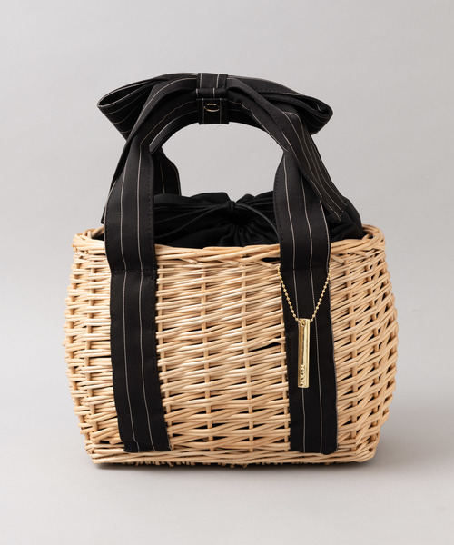 Rewde(ルゥデ)の「ハンドルリボンカゴBAG(9R18-KB2011)(かごバッグ・レディース・ホワイト/ブラック/ネイビー・FREE)」の15枚目の写真