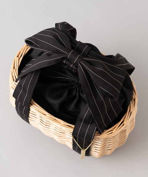 Rewde(ルゥデ)の「ハンドルリボンカゴBAG(9R18-KB2011)(かごバッグ・レディース・ホワイト/ブラック/ネイビー・FREE)」の12枚目の写真