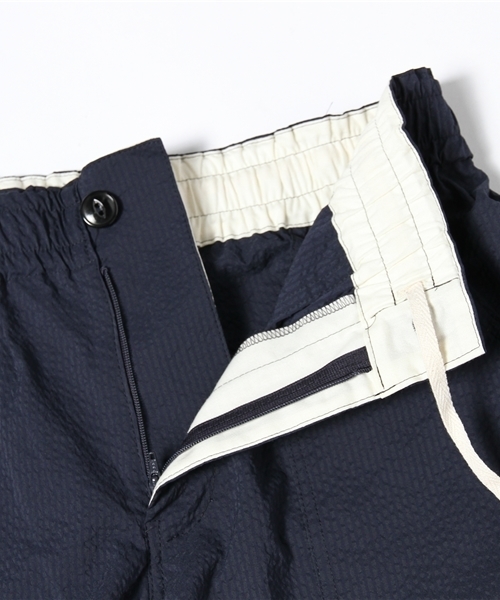 BEAMS BOY（ビームスボーイ）の「BEAMS BOY / サッカー 前開イージーパンツ（その他パンツ・レディース・ベージュ/ネイビー・ONE SIZE）」の10枚目の写真