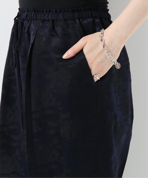 CITYSHOP（シティーショップ）の「フラワーJQサテンパンツ（その他パンツ・レディース・ベージュ/ネイビー・38/36）」の15枚目の写真