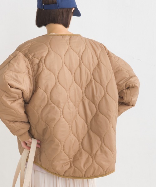 marle(マルレ)の「ウェーブキルトショートジャケット(その他アウター・レディース・カーキ/ブラック/ベージュ・MEDIUM/SMALL/LARGE)」の6枚目の写真