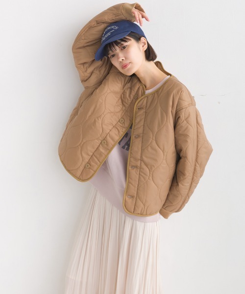 marle(マルレ)の「ウェーブキルトショートジャケット(その他アウター・レディース・カーキ/ブラック/ベージュ・MEDIUM/SMALL/LARGE)」の4枚目の写真