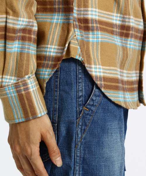 BEAMS BOY（ビームスボーイ）の「BEAMS BOY / ネルチェック シャツ（シャツ/ブラウス・レディース・ベージュ/サックスブルー/ネイビー/マルチ・ONE SIZE）」の11枚目の写真