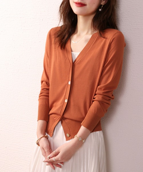 SAISON DE PAPILLON（セゾンドパピヨン）の「サマーニットVネック冷房対策カーディガン（カーディガン/ボレロ・レディース・ラベンダー/ブラック/ホワイト/グリーン/テラコッタ/カーキ/パープル/ブラウン/ネイビー/キャメル/ローズ/チャコール/ブルー・M/L/XL）」の6枚目の写真