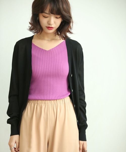 SAISON DE PAPILLON（セゾンドパピヨン）の「サマーニットVネック冷房対策カーディガン（カーディガン/ボレロ・レディース・ラベンダー/ブラック/ホワイト/グリーン/テラコッタ/カーキ/パープル/ブラウン/ネイビー/キャメル/ローズ/チャコール/ブルー・M/L/XL）」の3枚目の写真