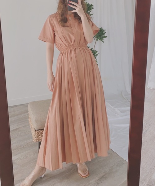 LADYMADE(レディメイド)の「プリーツシャツロングワンピース(ワンピース・レディース・ベージュ/ブラック/オフホワイト/オレンジ・S/M)」の6枚目の写真