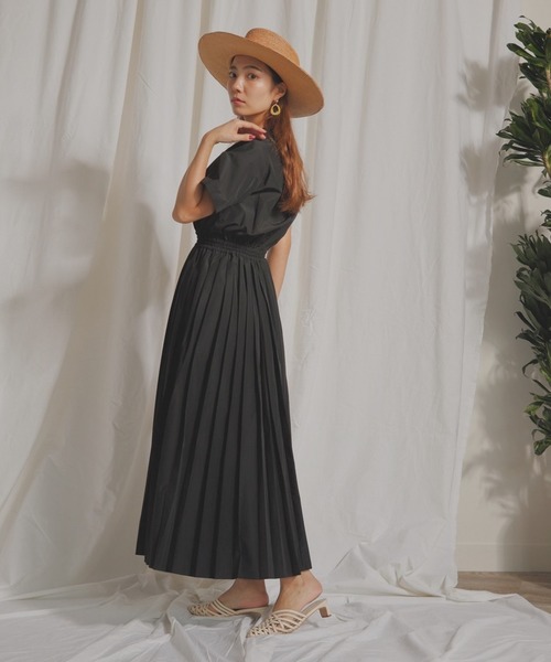 LADYMADE(レディメイド)の「プリーツシャツロングワンピース(ワンピース・レディース・ベージュ/ブラック/オフホワイト/オレンジ・S/M)」の13枚目の写真