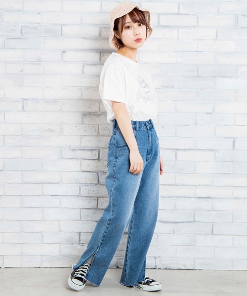 DuKKah(デュカ)の「dukkah/【148cm基準・低身長向け】デニムスリットストレートパンツ(デニムパンツ・レディース・インディゴブルー・X-SMALL)」の7枚目の写真