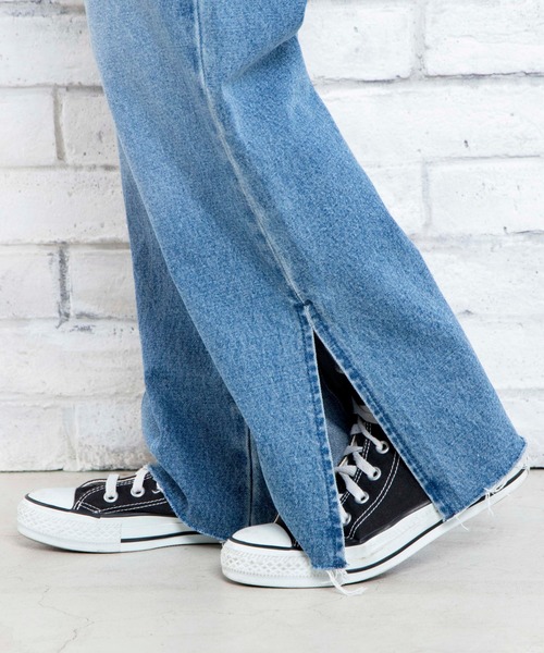 DuKKah(デュカ)の「dukkah/【148cm基準・低身長向け】デニムスリットストレートパンツ(デニムパンツ・レディース・インディゴブルー・X-SMALL)」の11枚目の写真