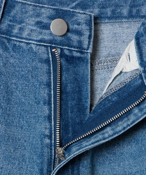 DuKKah(デュカ)の「dukkah/【148cm基準・低身長向け】デニムスリットストレートパンツ(デニムパンツ・レディース・インディゴブルー・X-SMALL)」の3枚目の写真