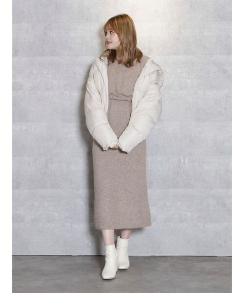 dazzlin（ダズリン）の「ウォーミーカラーダウンライクブルゾン（ブルゾン・レディース・アイボリー/ブラック/ピンク/モカ・FREE）」の7枚目の写真