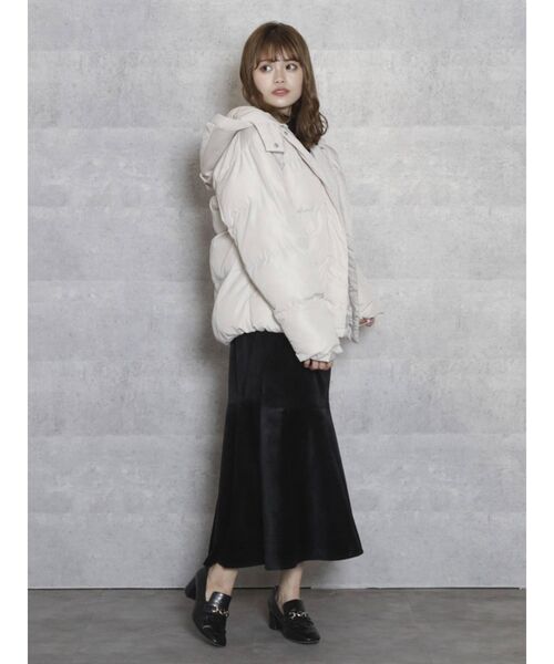 dazzlin（ダズリン）の「ウォーミーカラーダウンライクブルゾン（ブルゾン・レディース・アイボリー/ブラック/ピンク/モカ・FREE）」の18枚目の写真