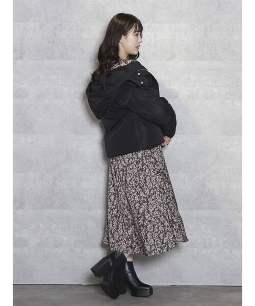 dazzlin（ダズリン）の「ウォーミーカラーダウンライクブルゾン（ブルゾン・レディース・アイボリー/ブラック/ピンク/モカ・FREE）」の15枚目の写真