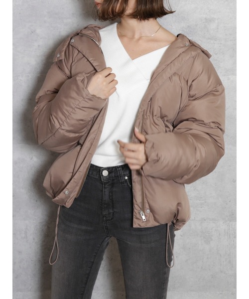 dazzlin（ダズリン）の「ウォーミーカラーダウンライクブルゾン（ブルゾン・レディース・アイボリー/ブラック/ピンク/モカ・FREE）」の4枚目の写真