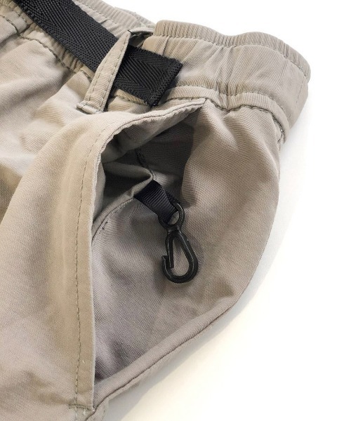 KiU（キウ）の「KiU WEB・直営店 限定 / ベーシック ショーツ / ショートパンツ / ハーフパンツ（その他パンツ・メンズ・グレー/ネイビー/ブラック・MEDIUM/LARGE）」の5枚目の写真