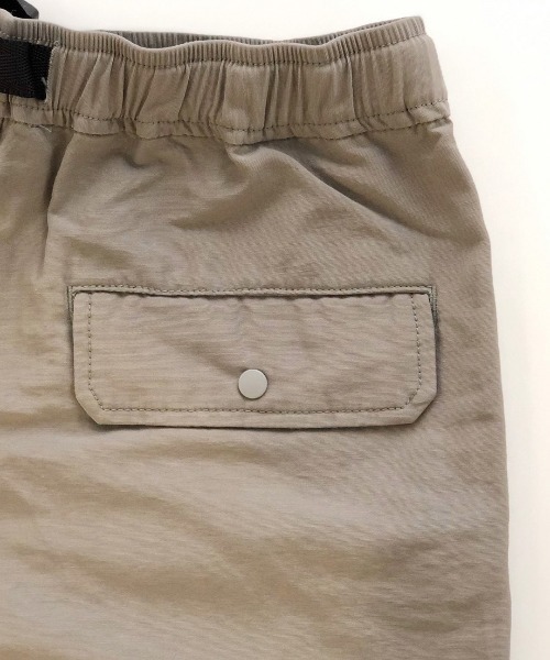 KiU（キウ）の「KiU WEB・直営店 限定 / ベーシック ショーツ / ショートパンツ / ハーフパンツ（その他パンツ・メンズ・グレー/ネイビー/ブラック・MEDIUM/LARGE）」の6枚目の写真