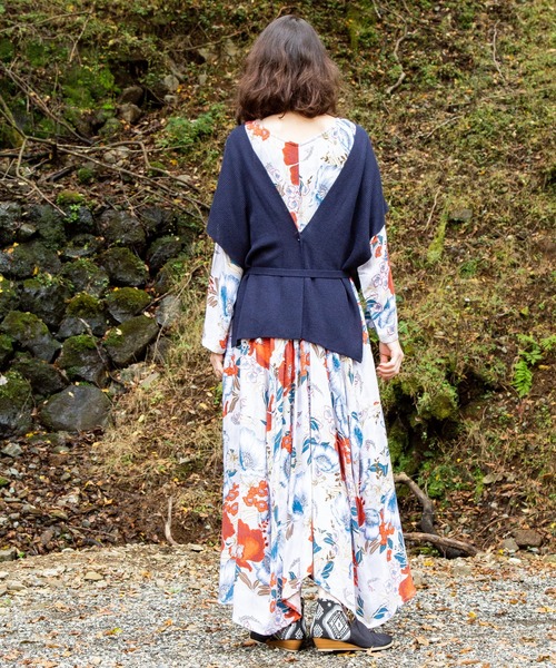 チャイハネ（チャイハネ）の「【チャイハネ】yul 2WAYニットベスト＆トップス（ニット/セーター・レディース・ブラック/ベージュ/ブルー・FREE）」の5枚目の写真