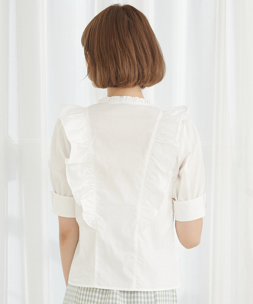 TITTY&CO.（ティティーアンドコー）の「ダブルボタンフリルブラウス（シャツ/ブラウス・レディース・ライトブルー/ベージュ/オフホワイト・FREE）」の6枚目の写真