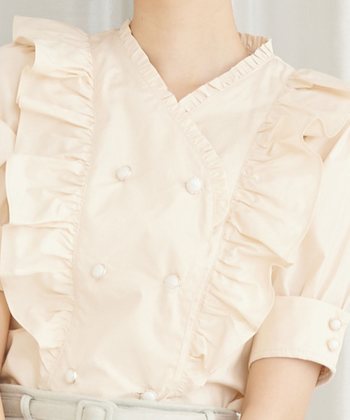 TITTY&CO.（ティティーアンドコー）の「ダブルボタンフリルブラウス（シャツ/ブラウス・レディース・ライトブルー/ベージュ/オフホワイト・FREE）」の9枚目の写真