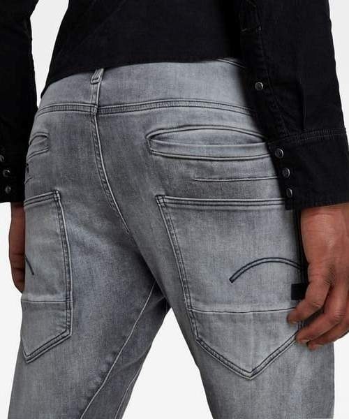 G-STAR（ジースター）の「D-STAQ 3D SLIM（デニムパンツ・メンズ・グレー・27/30/28/30/29/30/31/30/32/30/30/30/33/30/34/30/27/32/31/32）」の5枚目の写真