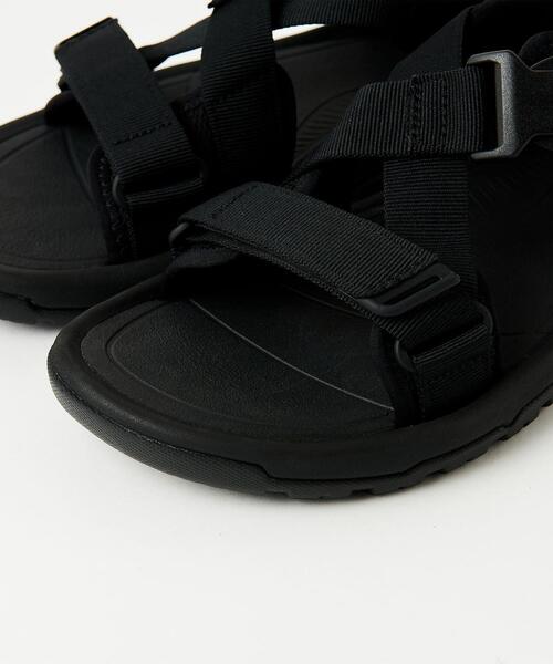 Teva（テバ）の「＜TEVA（テバ）＞ HURRICANE VERGE/ハリケーン バージ（サンダル・メンズ・ブラック・8/10/9/7）」の2枚目の写真