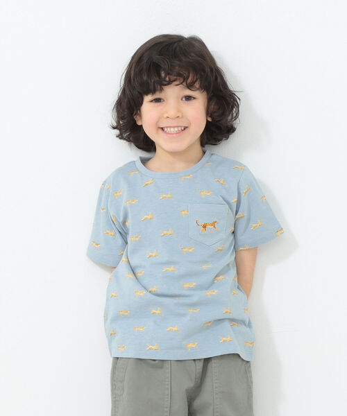 B:MING by BEAMS（ビーミングバイビームス）の「B:MING by BEAMS / 総柄プリント ポケットTシャツ （80~140cm）（Tシャツ/カットソー・キッズ・オフホワイト/ベージュ/サックスブルー・100/110/120/80/90/140/130）」の3枚目の写真