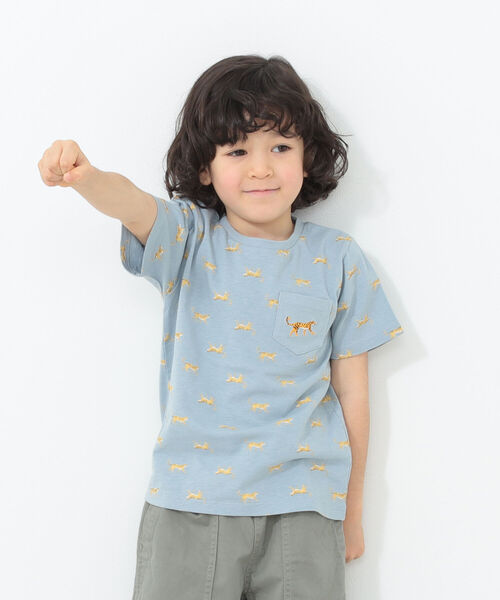 B:MING by BEAMS（ビーミングバイビームス）の「B:MING by BEAMS / 総柄プリント ポケットTシャツ （80~140cm）（Tシャツ/カットソー・キッズ・オフホワイト/ベージュ/サックスブルー・100/110/120/80/90/140/130）」の6枚目の写真